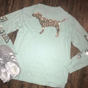 PINK Victoria’s Secret shirt